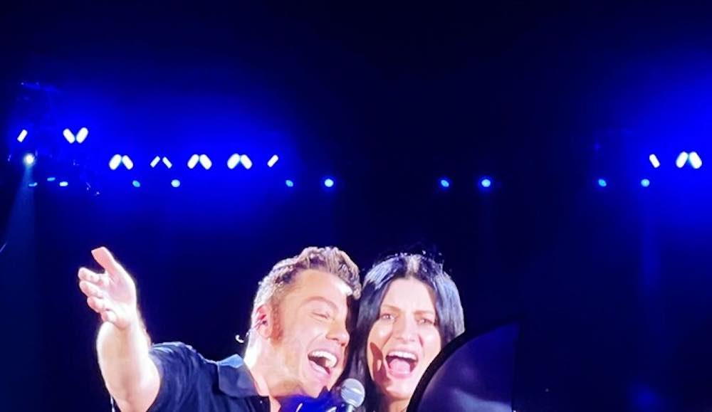 Concerto di Tiziano Ferro a Bologna laura