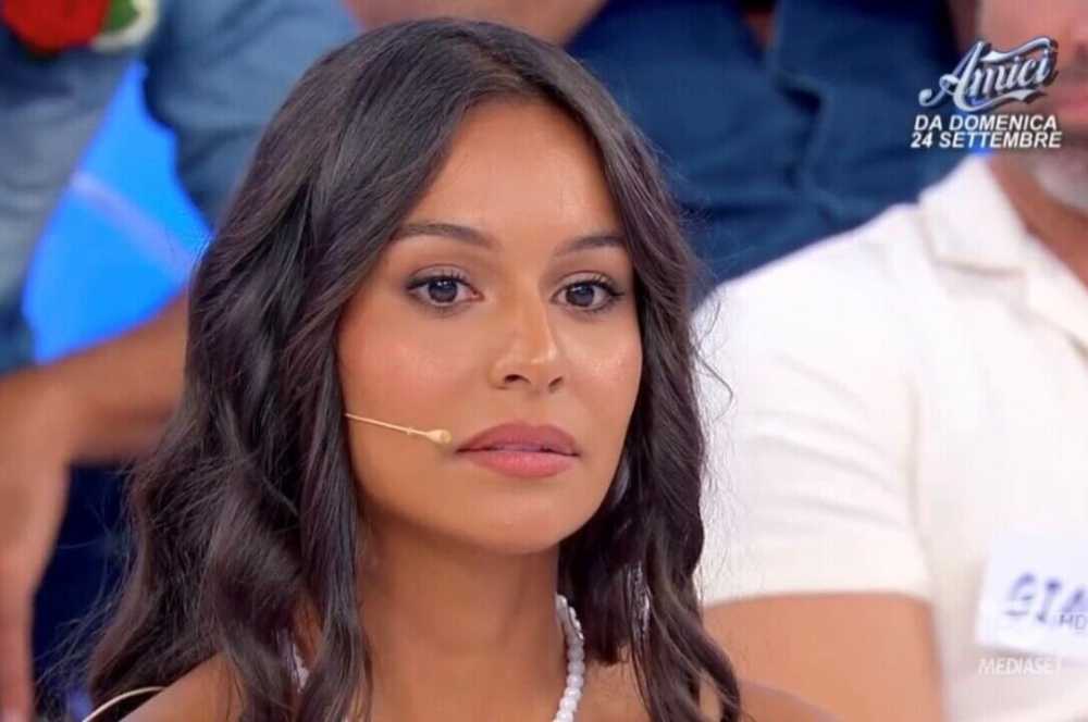 Uomini e Donne , corteggiatrice 