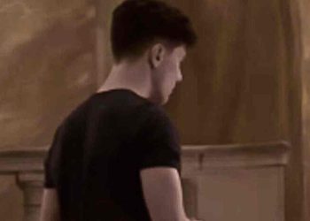 “Divento prete”. Il famoso vip italiano cambia vita. L’annuncio: “Adesso sono felice”