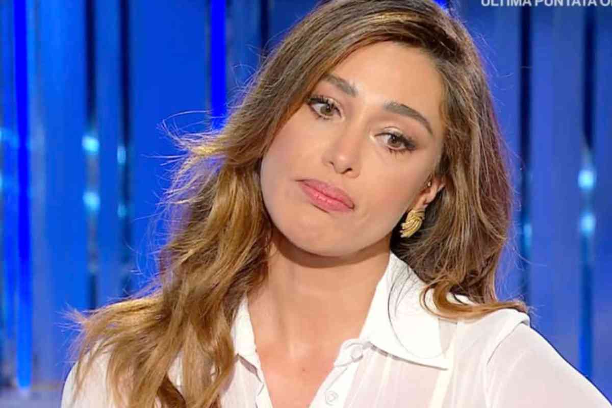 Belen Rodriguez smascherata dai fan: ecco la verità sulla storia raccontata a Domenica In