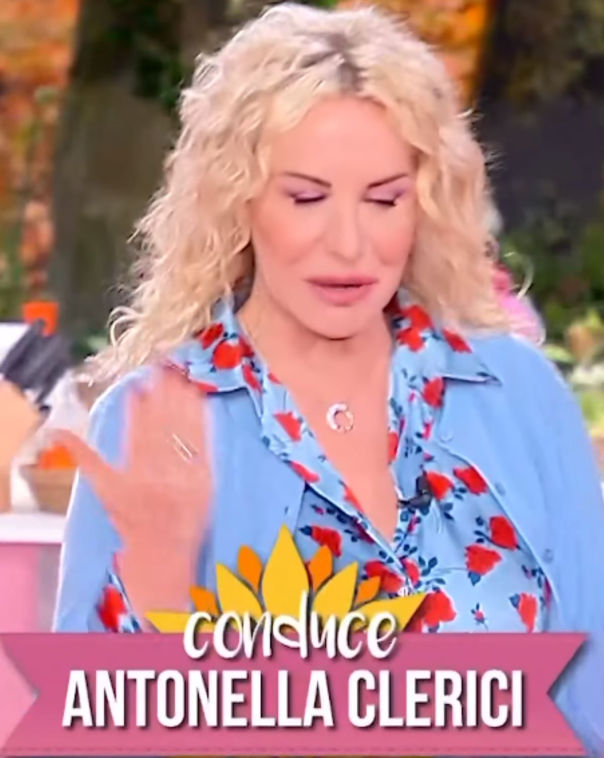 "Ecco perchè non è più in studio". Antonella Clerici svela la verità sull'assenza di Biagiarelli a 'È sempre Mezzogiorno'