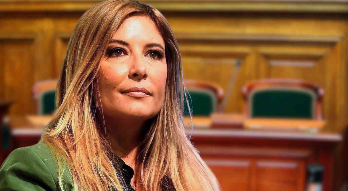 Selvaggia Lucarelli è ancora nei guai: colpo pesantissimo per la giornalista