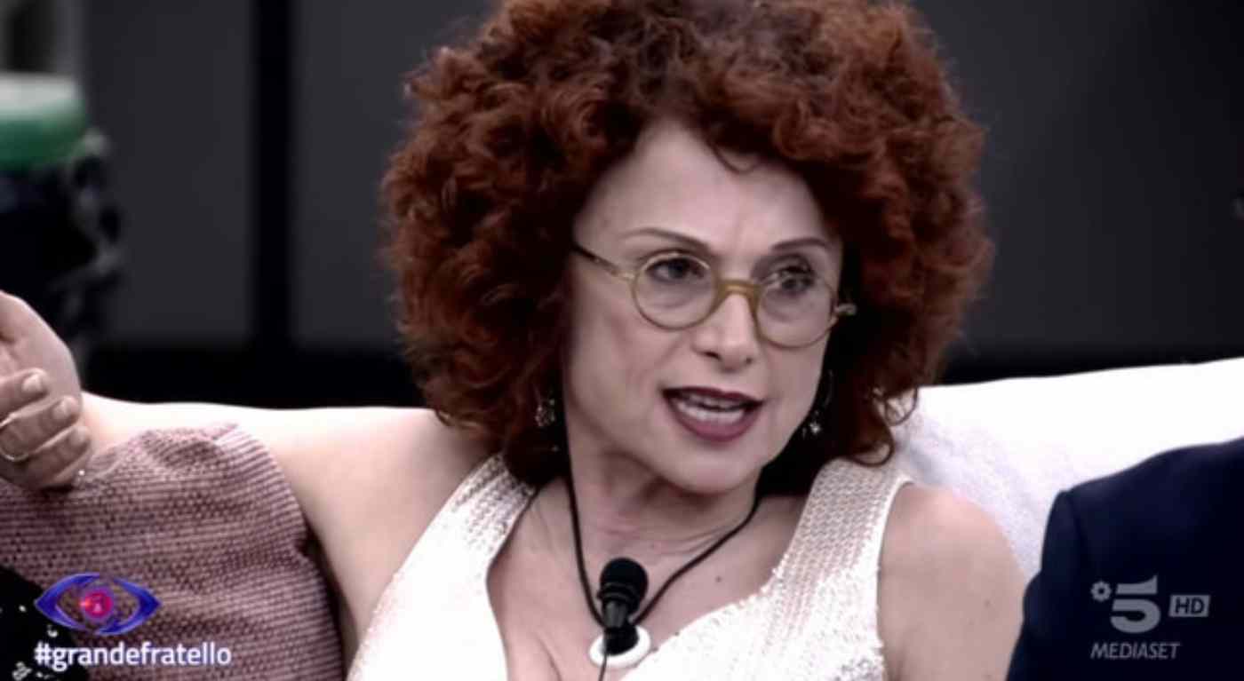 "Vi dico chi è davvero". Beatrice svela dettagli choc sull'ex concorrente del GF a Stefano e Sergio