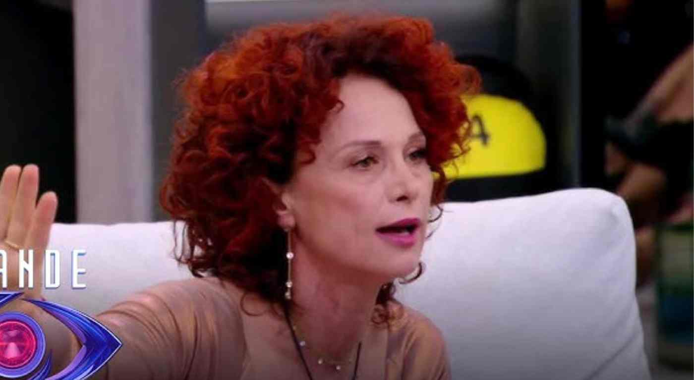 "Ho paura che mi possa uccidere". Colpo di scena al GF, Beatrice Luzzi è spacciata
