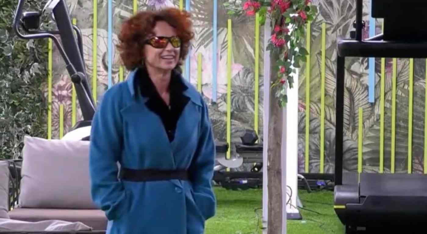 "Ho paura che mi possa uccidere". Colpo di scena al GF, Beatrice Luzzi è spacciata
