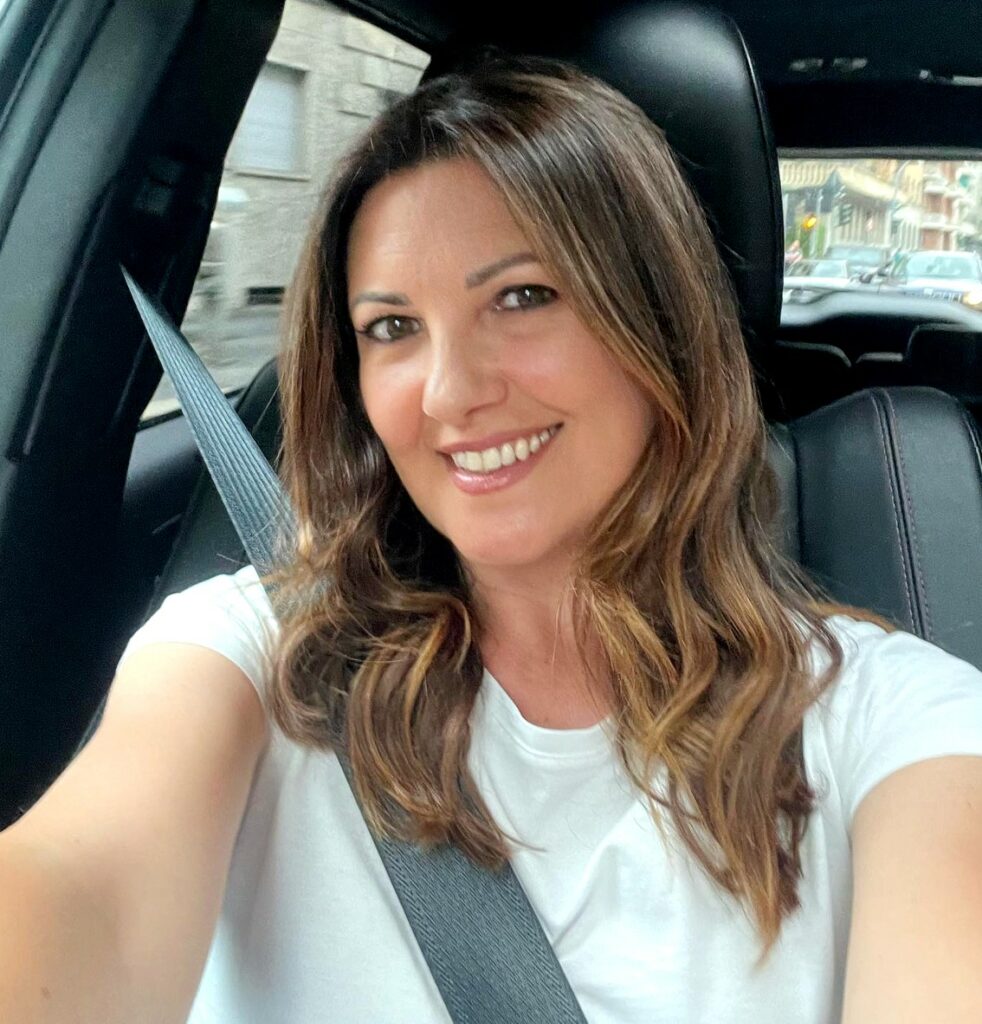 "Dicono che sono una raccomandata". La moglie di Amadeus Giovanna Civitillo si sfoga e racconta degli insulti sui social