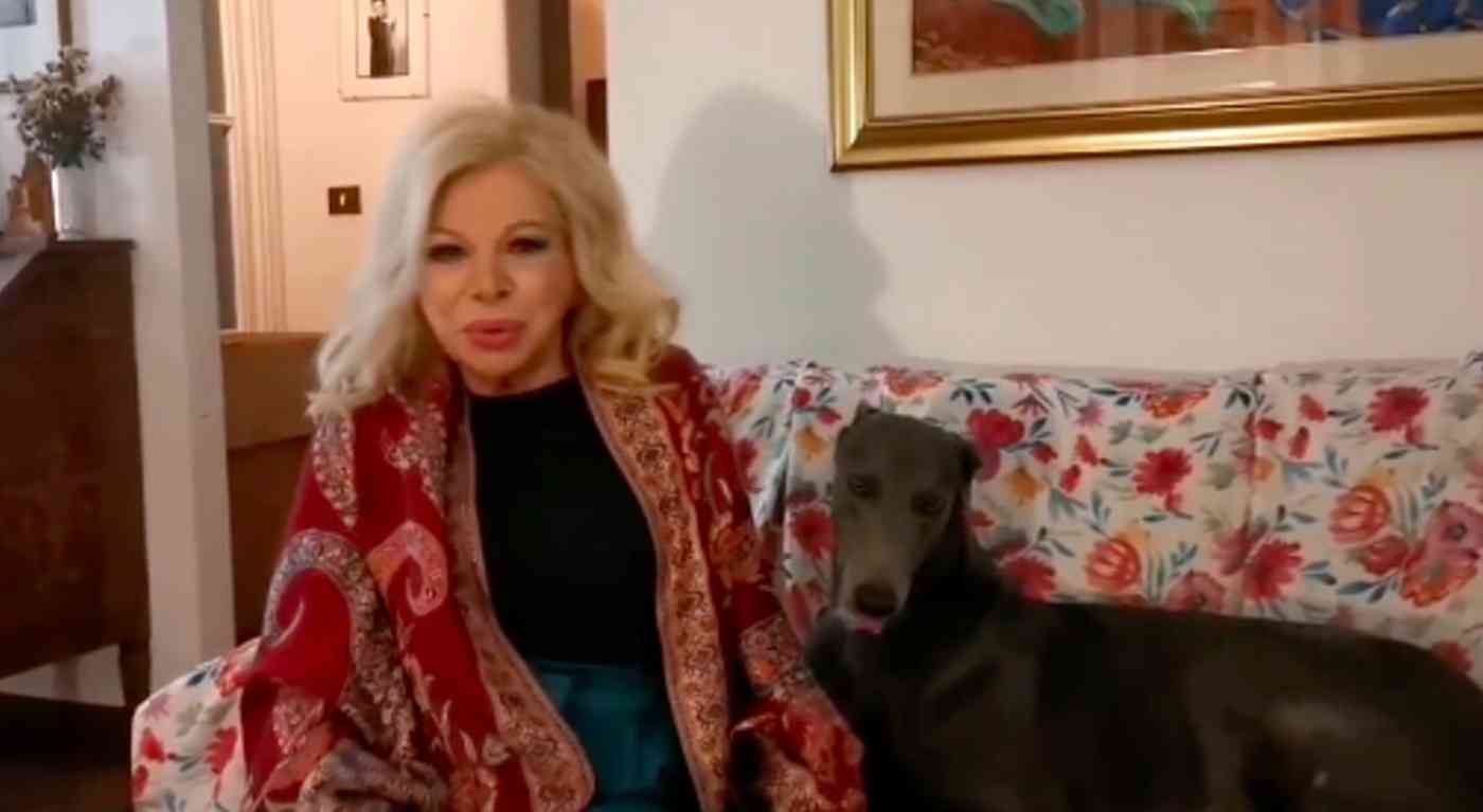 “Poveri cuccioli”. Sandra Milo, cosa è successo ai suoi cani: le dichiarazioni della figlia dell'attrice