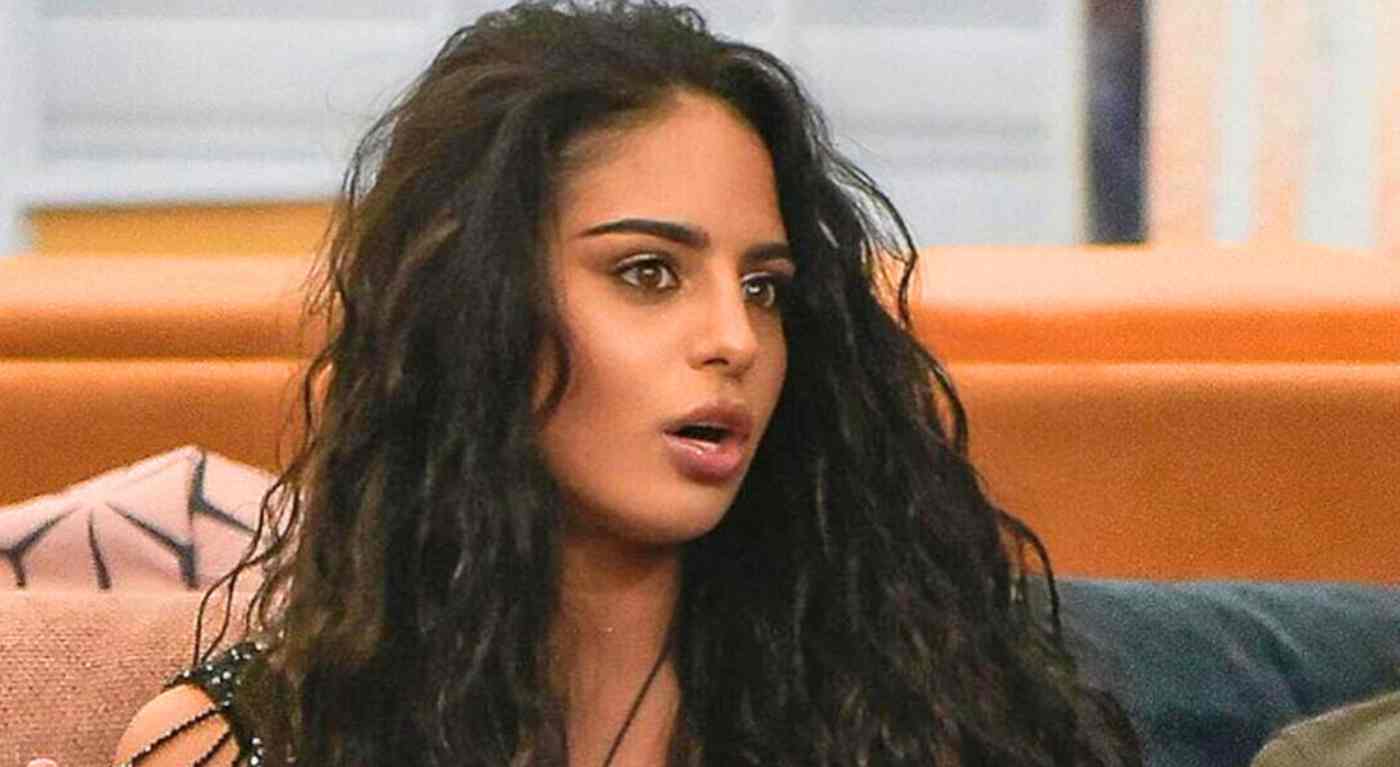 "Io me ne vado", Perla minaccia di uscire dal Grande Fratello: cosa sta succedendo