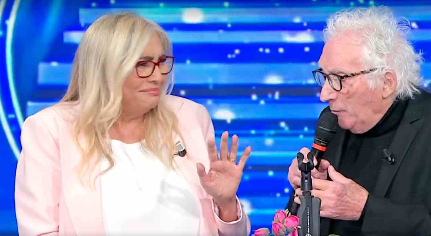 "Perché fissi proprio lì?" Mara Venier, momenti di imbarazzo a Domenica In