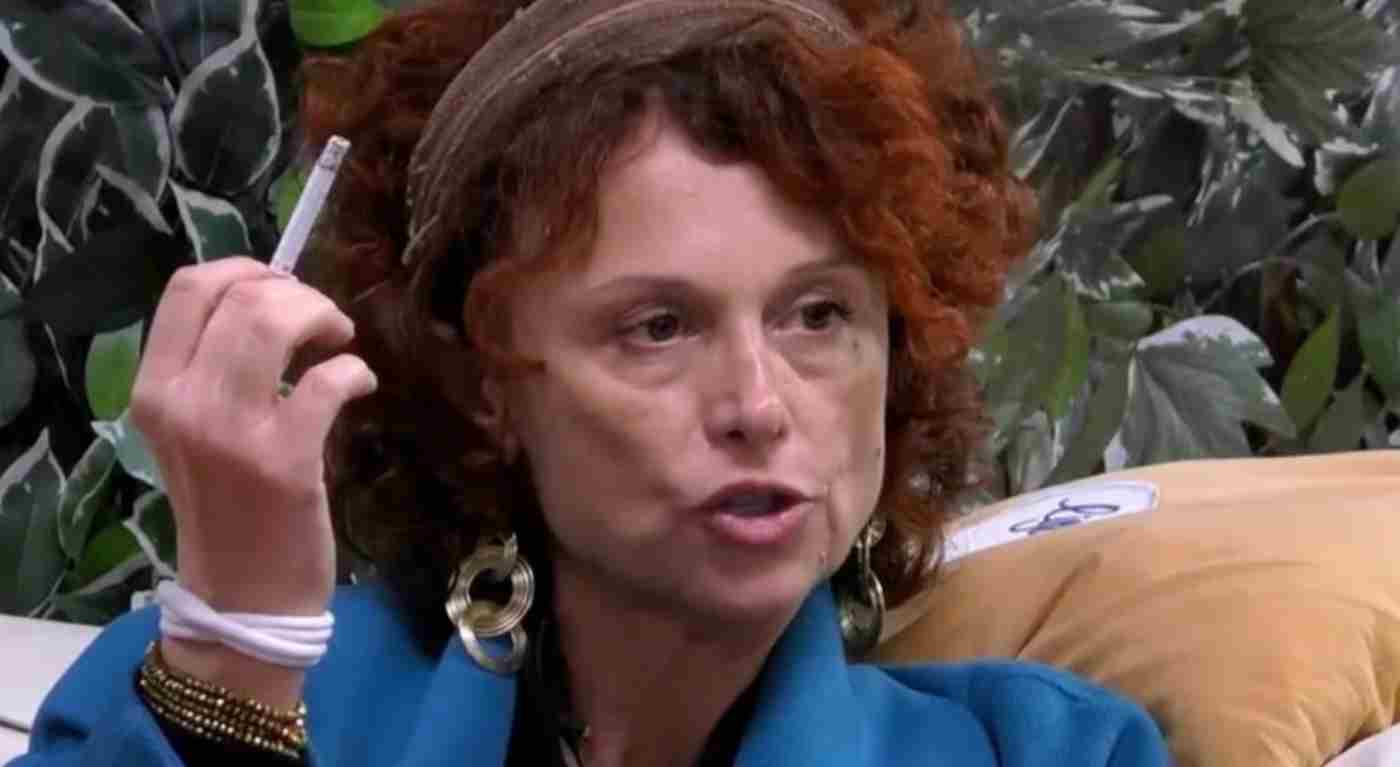 Grande Fratello, colpo di scena: Beatrice rivela una scoperta choc a Simona