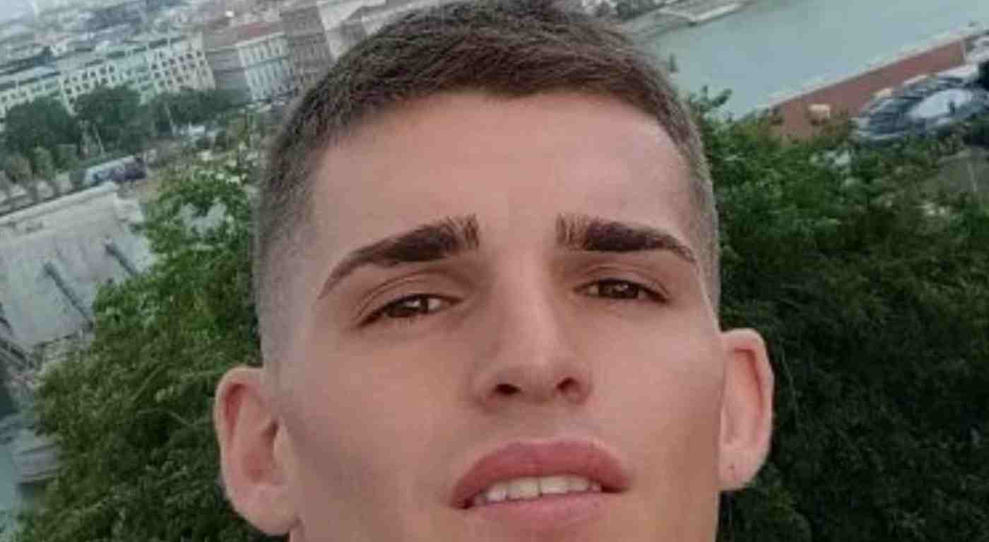 "Lo riconoscete? È lui!" Le nuove foto di Paolo del GF con i capelli corti vi sorprenderanno