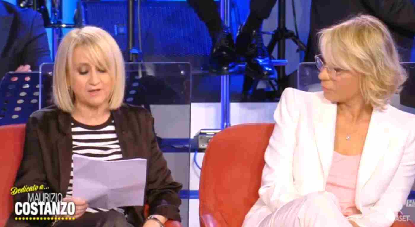 "Il pezzo TV più bello del 2024". Luciana Littizzetto legge una lettera a Maurizio Costanzo: il video diventa virale