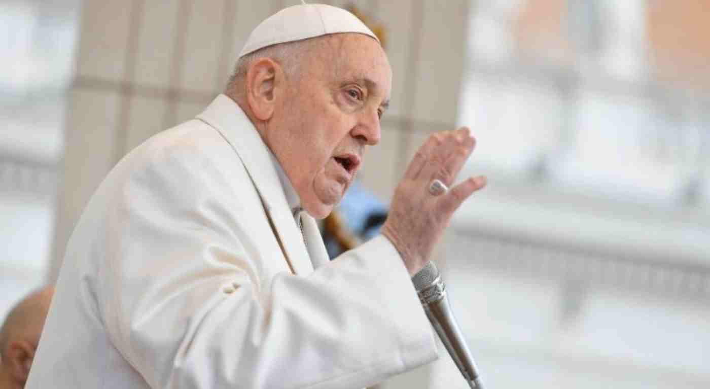 "Sta male". Papa Francesco rinuncia al suo intervento al centenario del "Bambin Gesù"