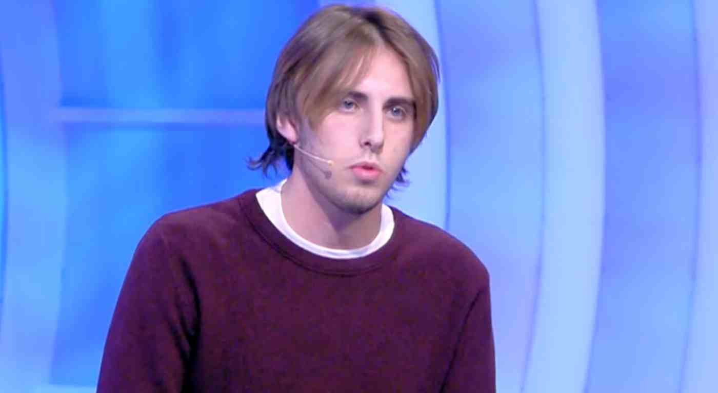 "C'è posta per te", dramma in diretta: Manuel e il padre, finisce malissimo