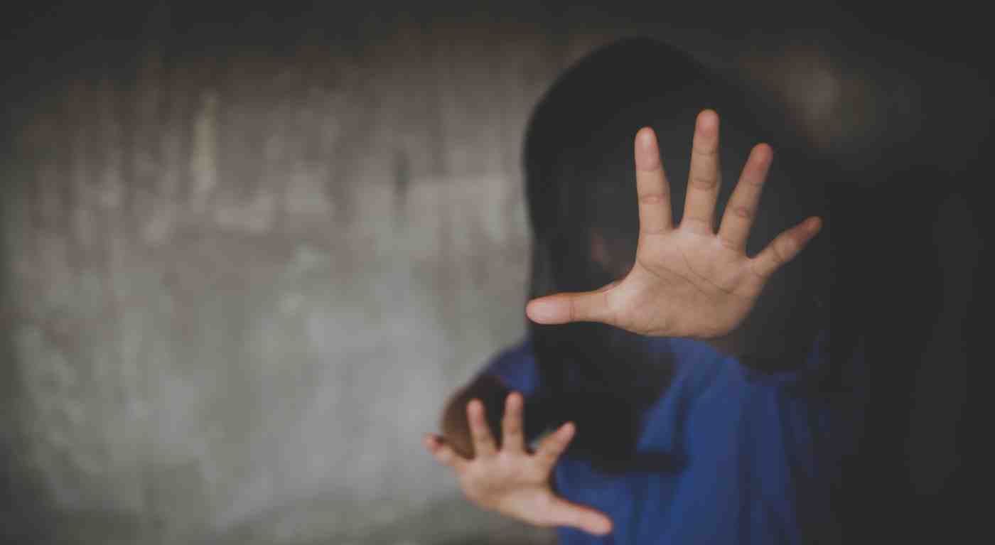Madre uccide il figlio di tre anni, sangue scoperto anche sull'orsacchiotto: "Me lo ha detto la Bibbia"