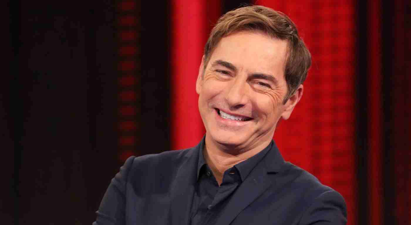 Addio Marco Liorni: ecco chi lo sostituisce e perchè