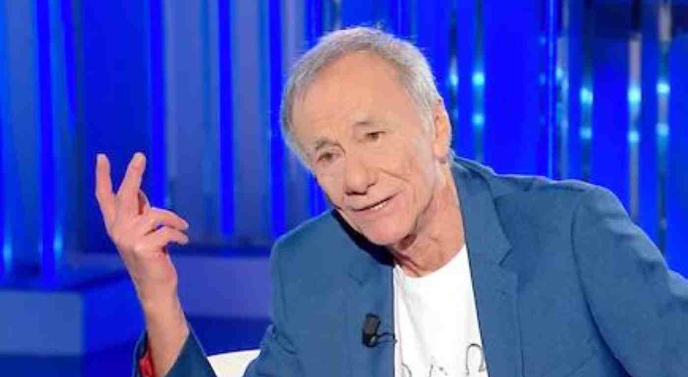 «Non passa mai». Domenica In: Vecchioni parla del figlio e spezza il cuore a Mara Venier
