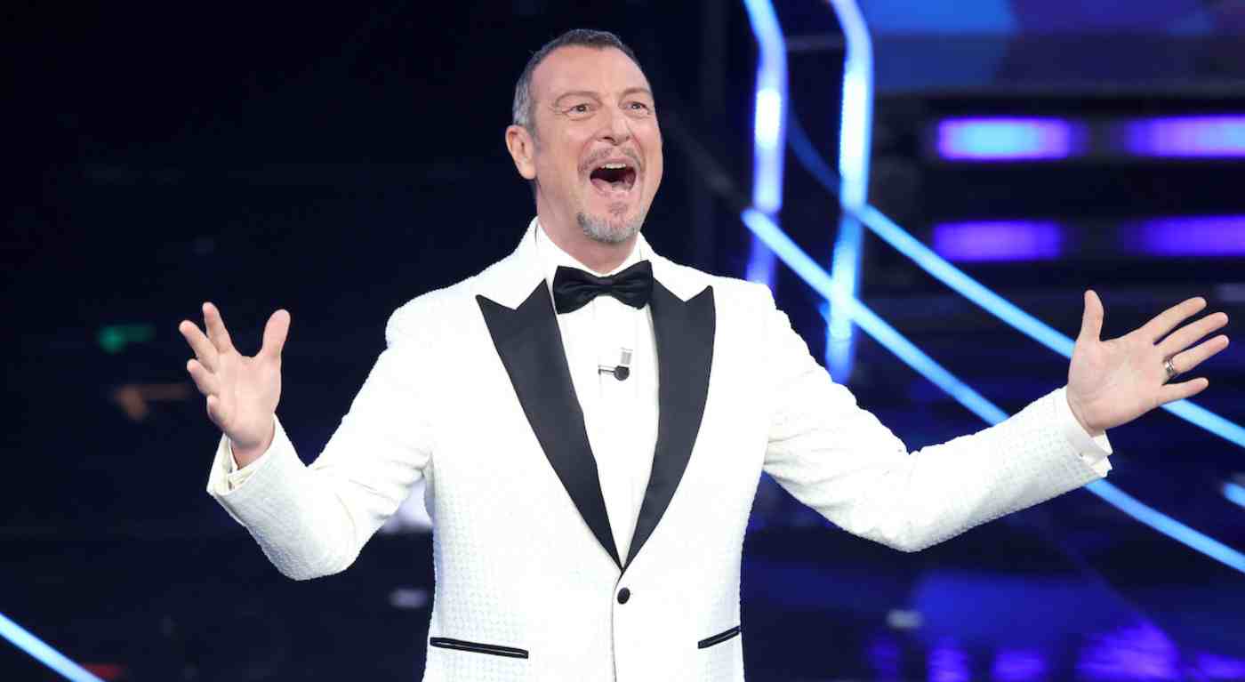 "Amadeus condurrà ancora due volte il Festival di Sanremo", ma la Rai risponde: "Ecco la verità"