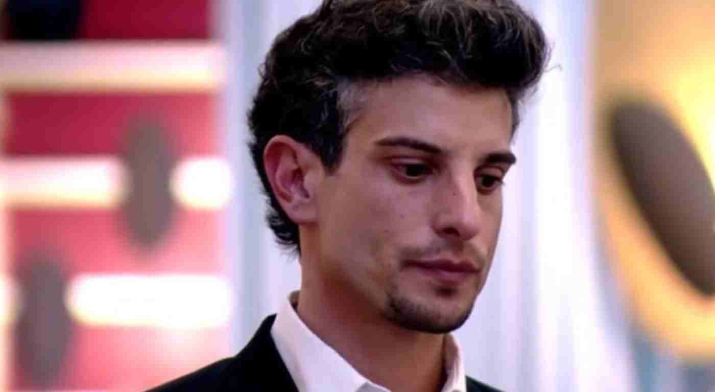 Grande Fratello, il gesto di Garibaldi prima dell'addio: non se n'è accorto nessuno