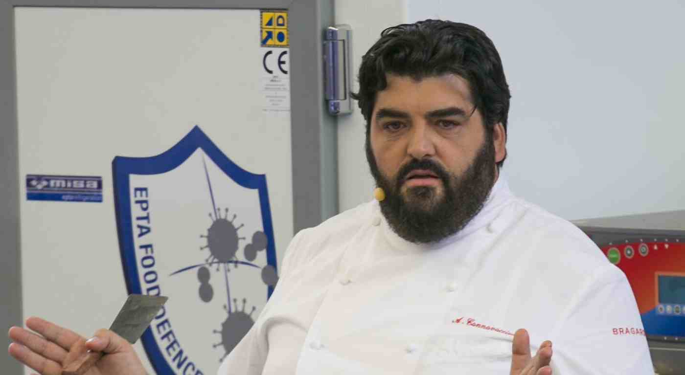 Cucine da Incubo, esce la dura verità su Cannavacciuolo e il suo team: "Hanno mentito"