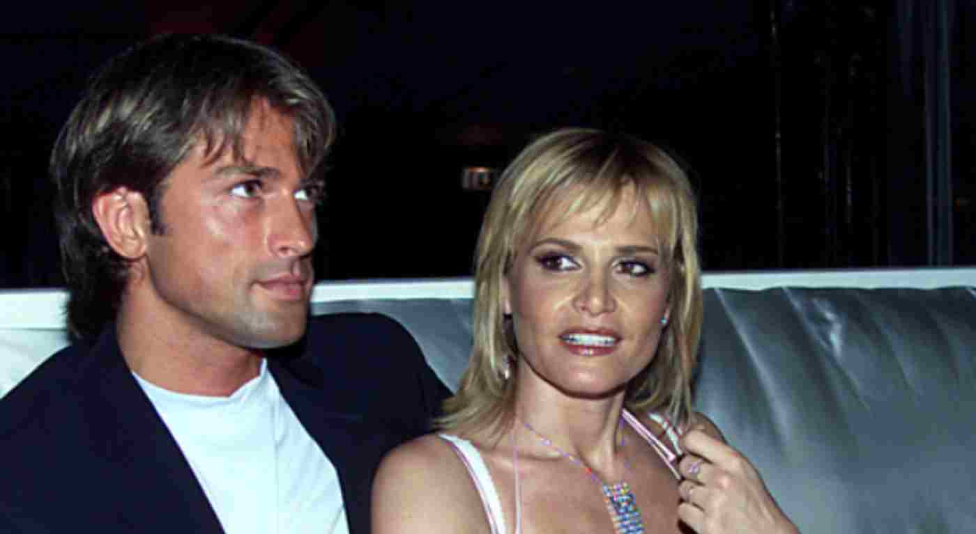 La classe di Simona Ventura di fronte alle affermazioni di Stefano Bettarini: "Lui la punzecchia ma lei..."
