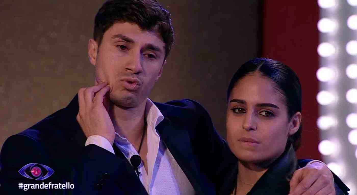Fiordaliso, rivelazione bomba: "Mirko e Perla stanno insieme. Anita e Alessio? Tutta una strategia"