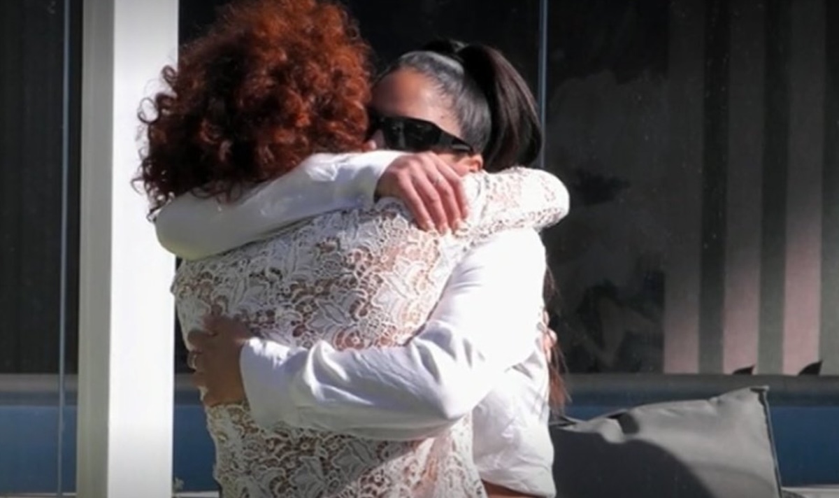 "Ho deciso, lo devo dire". Ecco la bomba di Beatrice su Perla al Grande Fratello