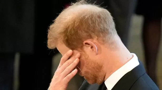 Principe Harry in lacrime: la sua vendetta su Carlo e William