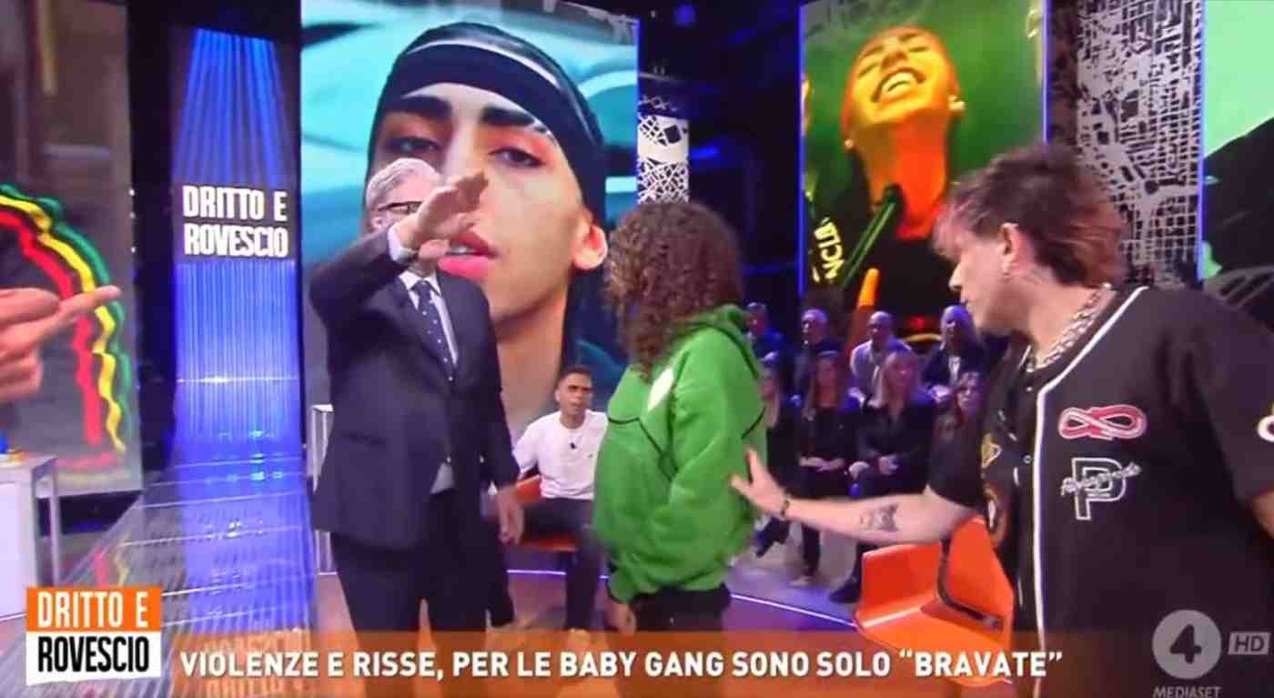 Del Debbio e Baby Touchè si scontrano a Diritto e Rovescio. Poi arriva il mea culpa: "Siamo caduti in basso" - c'è anche il VIDEO. Il trapper abbandona lo studio