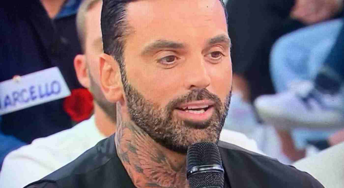 Uomini e Donne, Ida Platano e Cristina Tenuta litigano per Mario Cusitore: "Sei una poco di buono" - VIDEO