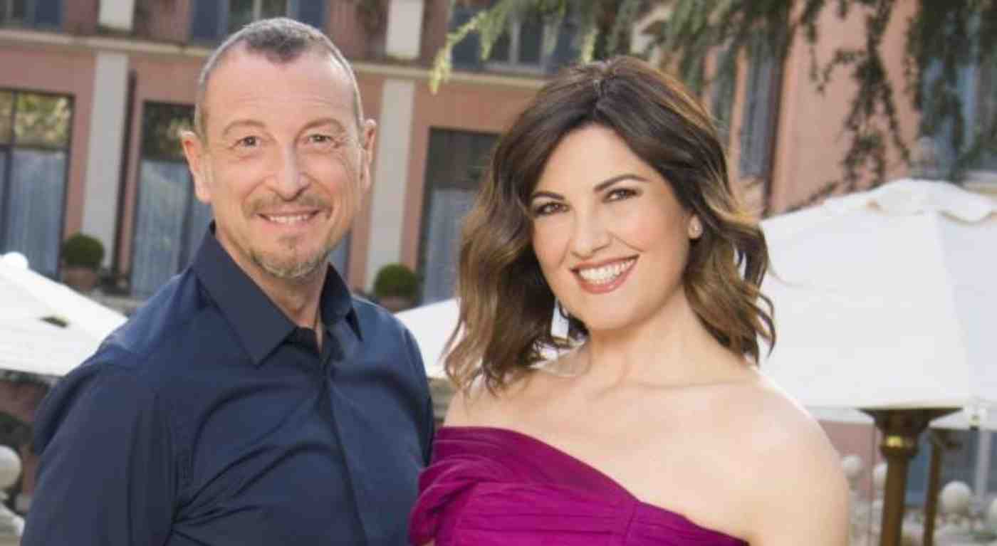 "Voleva uno show per Giovanna". Gossip dai corridoi Rai: Amadeus voleva "piazzare" la moglie