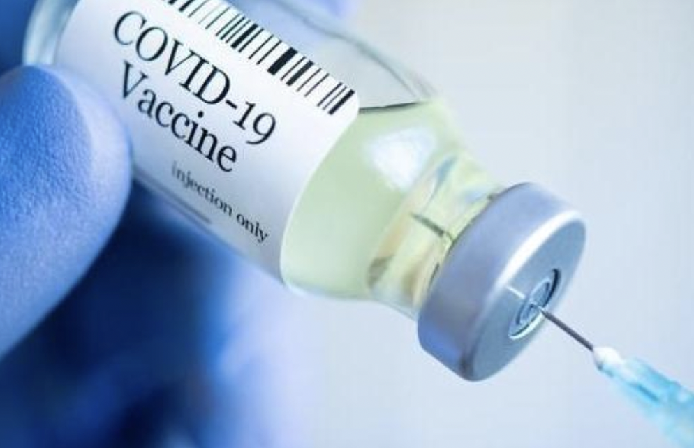 Morti improvvise: c'entrano davvero con i vaccini? Gli esperti rispondono