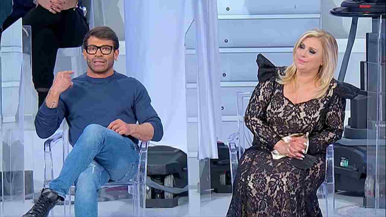 Gianni Sperti dice addio a Uomini e Donne, ma non abbandona la TV: le novità
