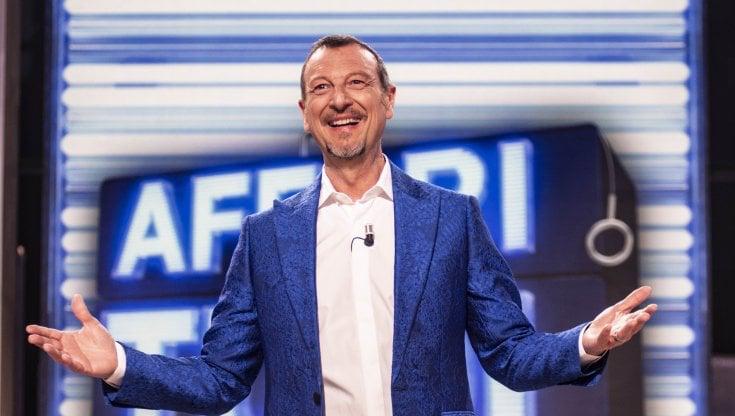 Dopo Amadeus, spunta il nuovo nome per Affari tuoi: "Sono a disposizione del pubblico"