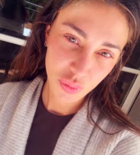 Belen sparita dai social, i fan in ansia! Poi lei confessa: "Sono stata malissimo" - Ecco cosa le è successo