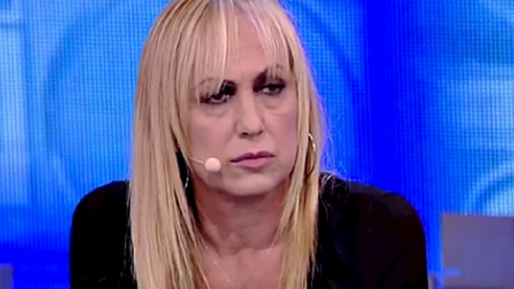 Amici, lite furiosa tra Emanuel Lo e Alessandra Celentano: volano stracci durante la sfida - Cos'è successo