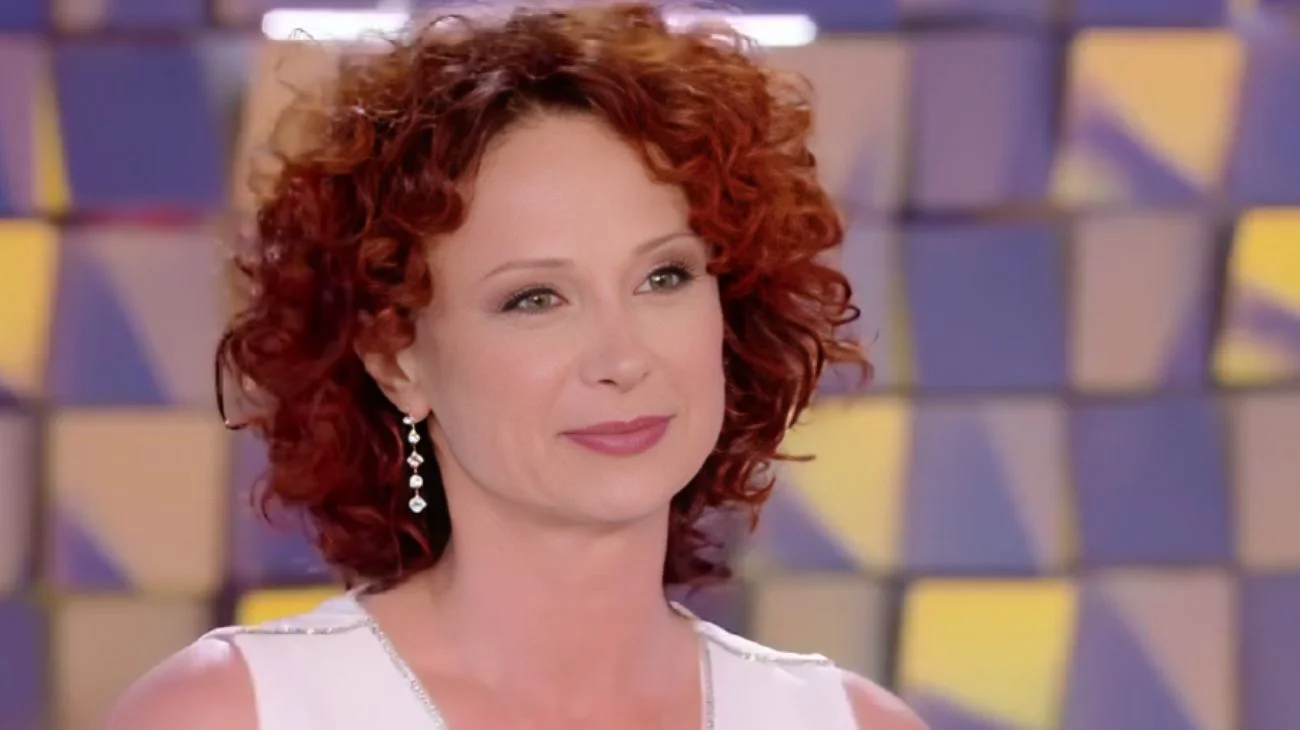 Beatrice Luzzi parla del futuro dopo il GF: "Sai, prima di pensare di tornare a recitare, sceglierei di..." - Cos'ha detto la seconda finalista