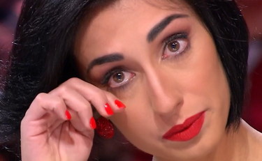 Chi è la concorrente di Affari Tuoi che sta facendo impazzire i social per la sua bellezza