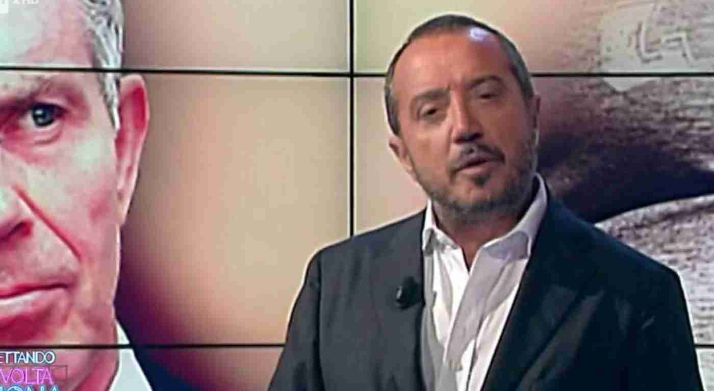 Caterina Balivo, scoppia la polemica durante i funerali di Franco Di Mare: "Oltrepassato il limite"