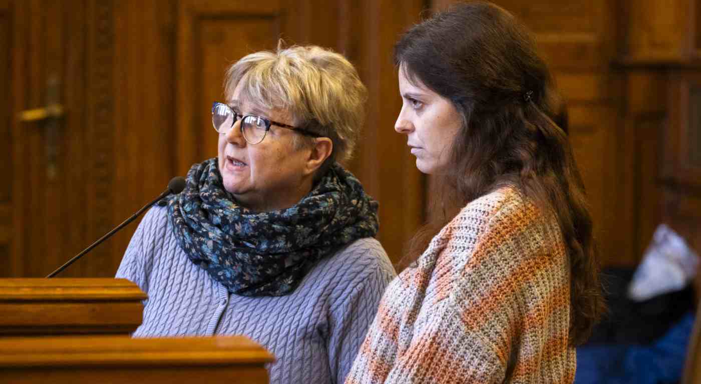 Ilaria Salis, finalmente libera: da oggi agli arresti domiciliari dopo la prigionia