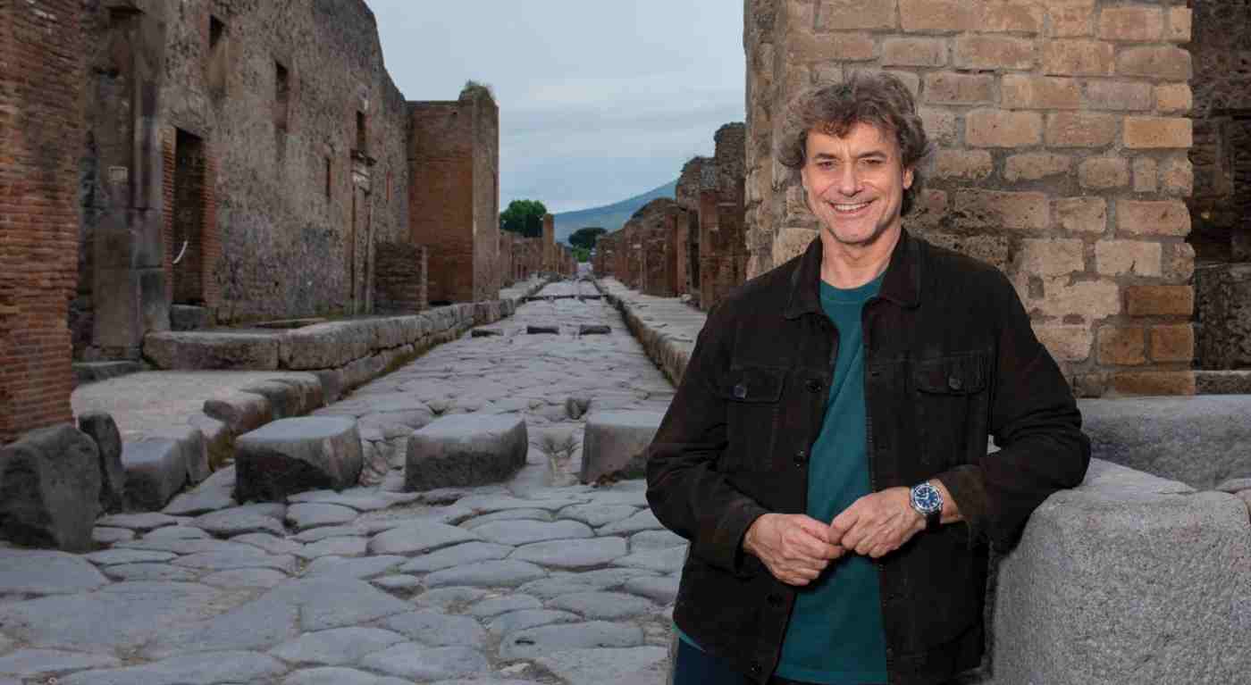 Rita Dalla Chiesa contro Alberto Angela: "Perché Pompei ora mentre Napoli trema?"