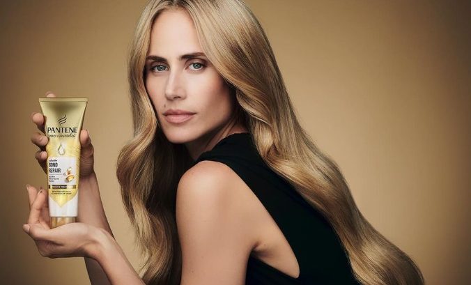 Pantene molla Chiara Ferragni e trova una nuova modella: è uguale a lei - Ecco il nome