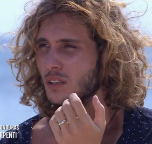 "Nano, burattino e piccolo uomo": Pietro Fanelli non risparmia Fedez - Cos'è successo
