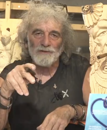 Mauro Corona tende la mano a Franco Di Mare: "Lasciamo stare il passato" - Cos'è successo a È sempre cartabianca