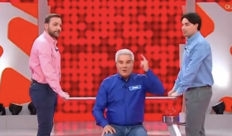 Pino Insegno, colpo grosso: condurrà il programma più famoso di Rai1
