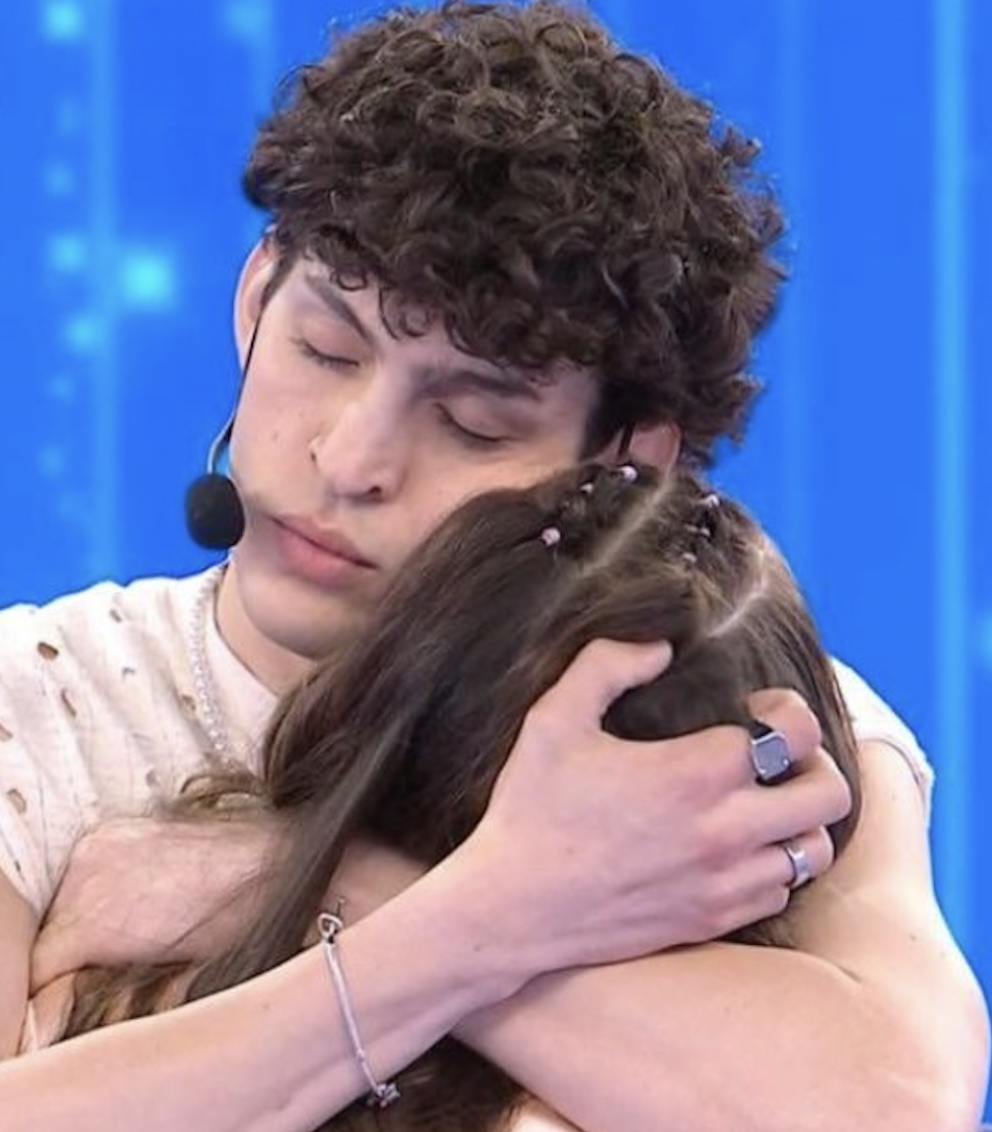 Sarah sorprende tutti ad Amici 23: la notizia scatena il panico in casetta - C'entrano Petit, Holden e Mida
