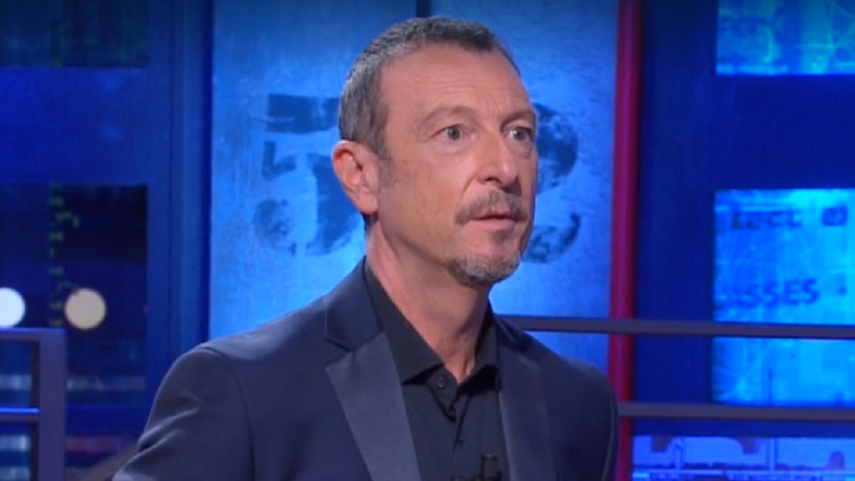 "Amadeus da arrestare": Accuse shock ad Affari Tuoi dopo il modo in cui ha trattato Alessio