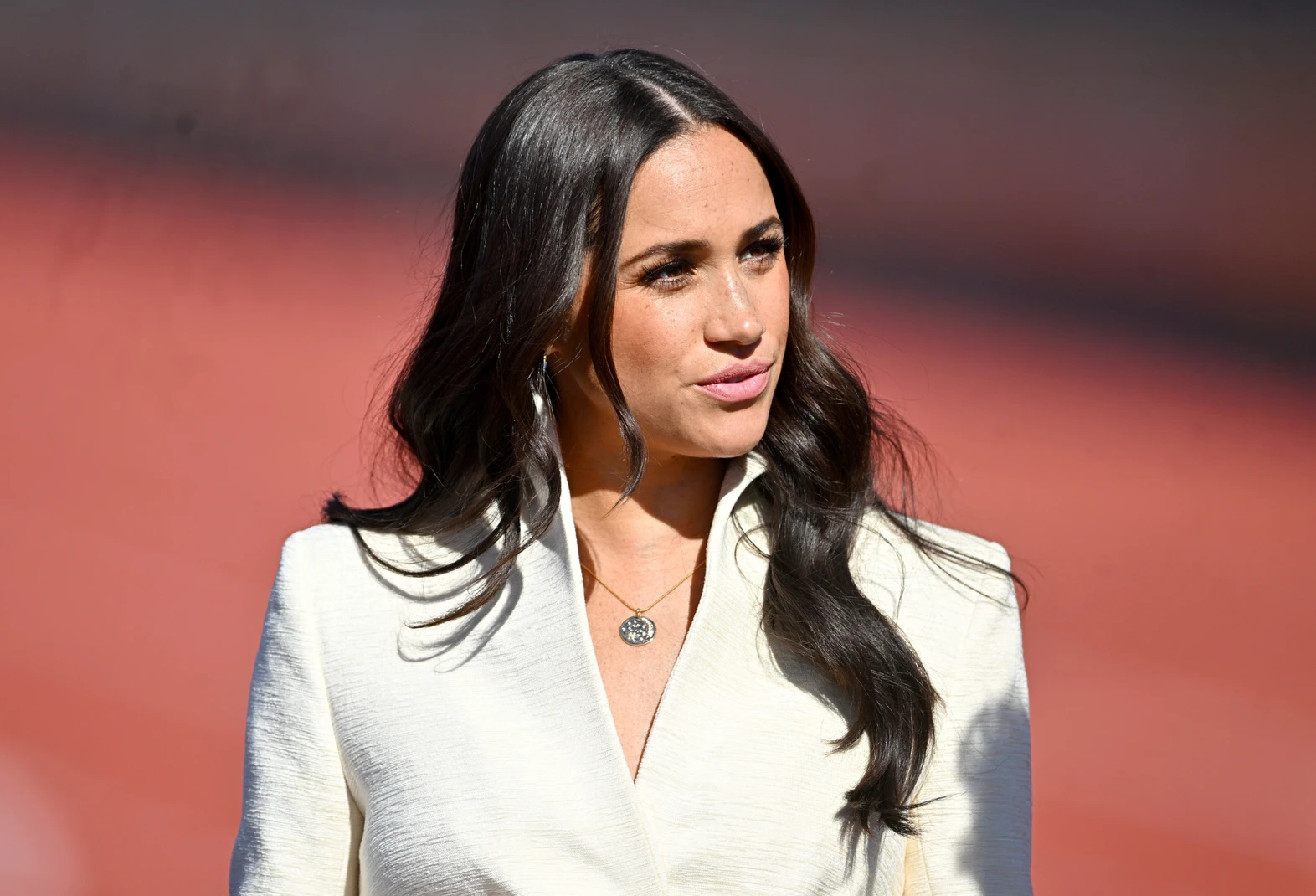 "Harry preoccupato": la mossa di Meghan Markle sul piccolo Archie allarma tutti