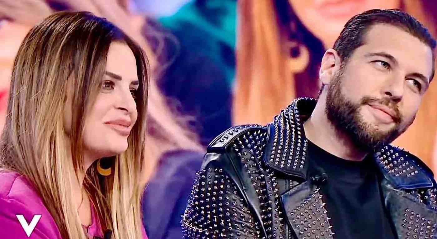 UeD, gossip bomba: Roberta e Alessandro verso Temptation Island