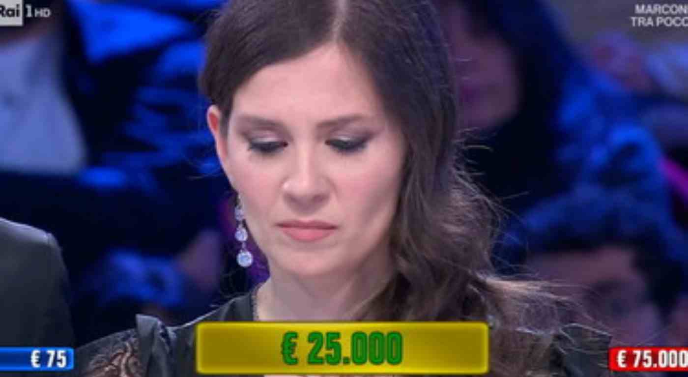Errore costoso ad Affari Tuoi: i due concorrenti si accontentano di 75.000€ ma perdono molto di più